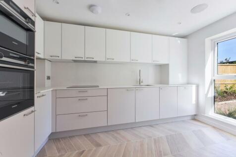 FAIRWAYS, HOUSE 1- Kitchen.jpg