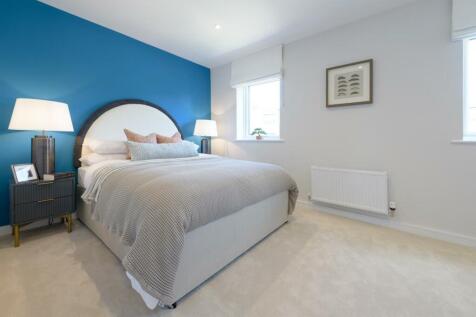 Spacious Bedroom 2