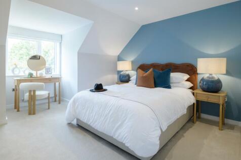 Principal Suite Bed