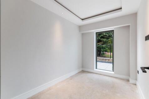 F4 397 Cockfosters Road Ph5.jpg