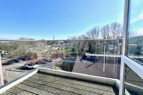 balcony 2.jpg