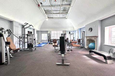 GYM 2.jpg