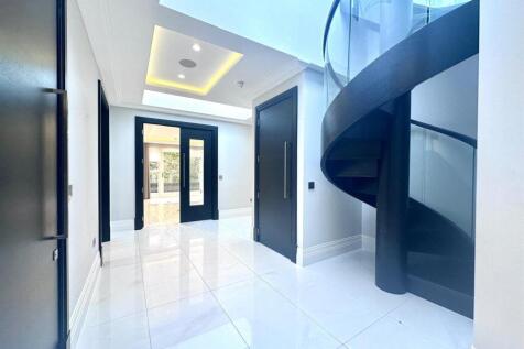 PHOTO-2024-11-18-16-57-20 9.jpg