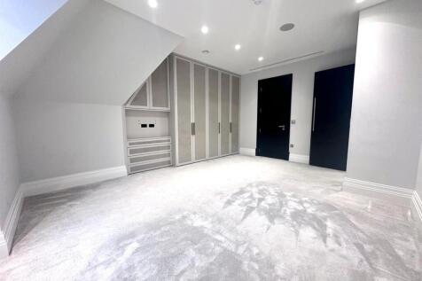 PHOTO-2024-11-18-16-57-20 6.jpg