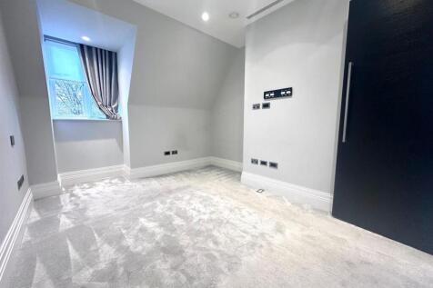 PHOTO-2024-11-18-16-57-20 8.jpg