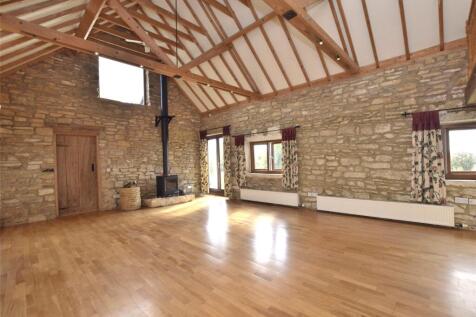 Living/Dining Area