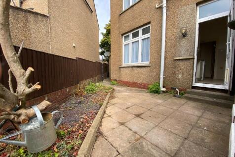 Courtyard to Rear