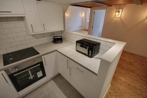 Fitted Kitchen
