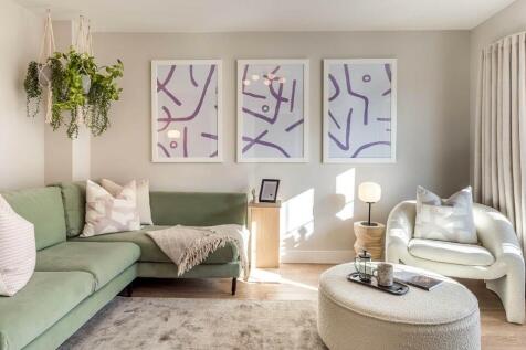 Similar Show Home