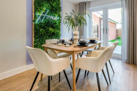 Similar Show Home