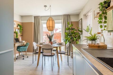 Brambling show home