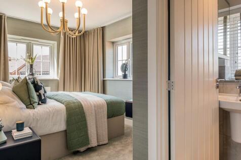 Brambling show home