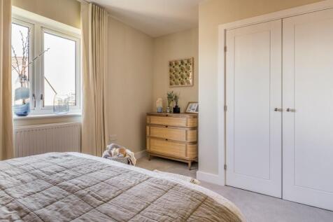 Similar Show Home