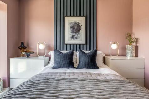 Similar Show Home