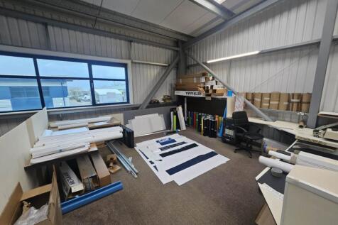15 Jarman Way (3)