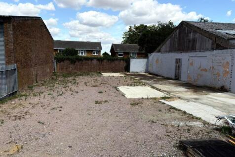 Yard (2)