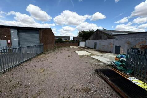 Yard (3)
