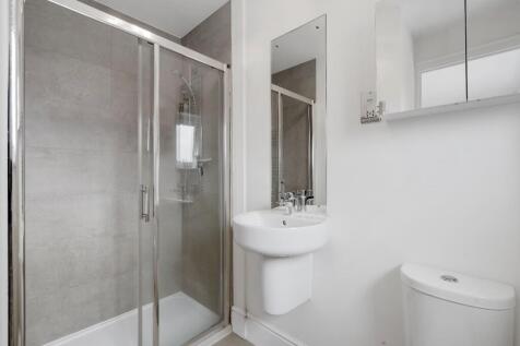 Bedroom 2 En-Suite