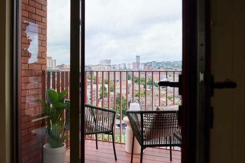 Property Image 4