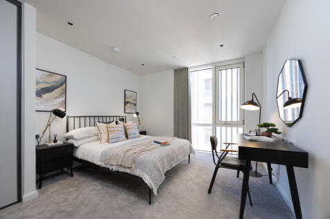 2 bed show apartment