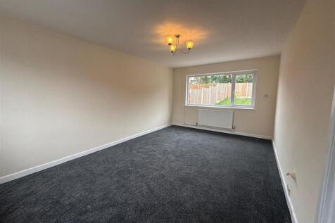 living room 1.jpg