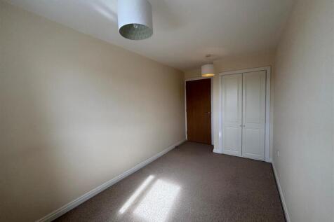 Bedroom4.jpg
