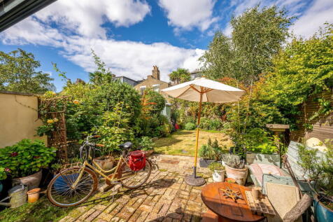 Property Image 4