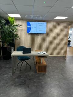 1st floor reception