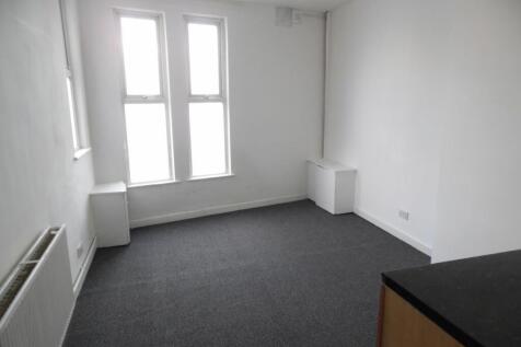 LOUNGE FLAT 1