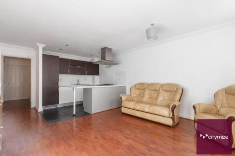 Kitchen/ Living Room