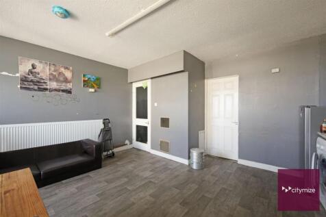 Kitchen / Reception Room