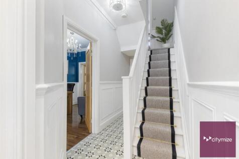 Prestbury Road E7-2.jpg