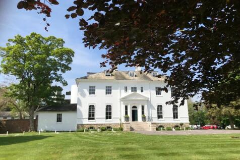 Thorncroft Manor