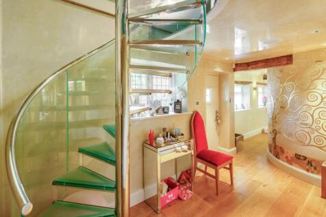 Property Image 32