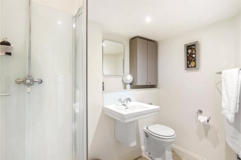 En Suite Shower Room