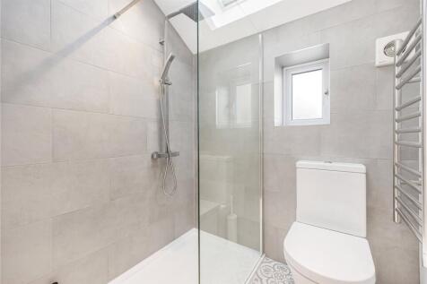 2nd Floor En Suite