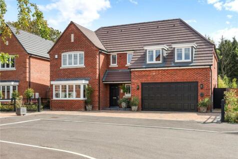 4 Hillfort Close
