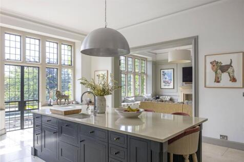Hosting Kitchen