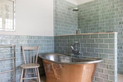 En Suite Bathroom