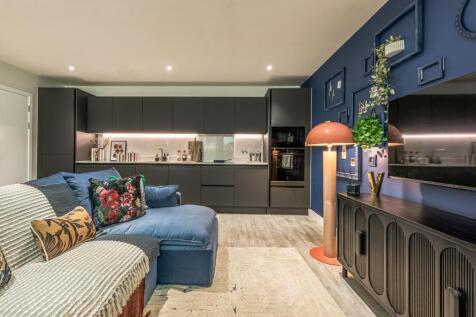 Dagenham 2 bed