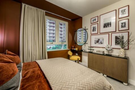 Dagenham green show apartment