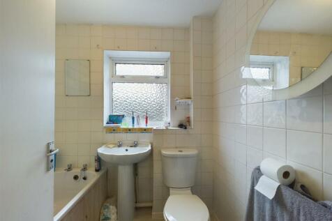 CAM02295G0-PR0107-STILL015.jpg