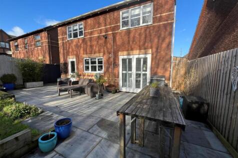 Rear garden b.jpg