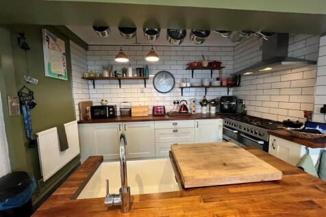 Kitchen.jpg