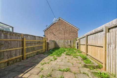 CAM02295G0-PR0228-STILL009.jpg