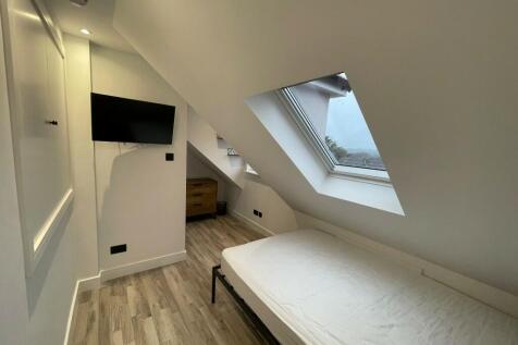 Room 7
