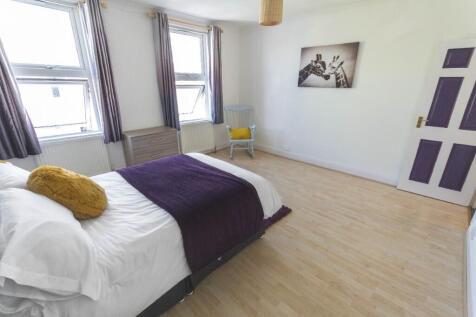 Purple Room £850pcm