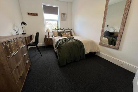 Room 5 - £800 PCM