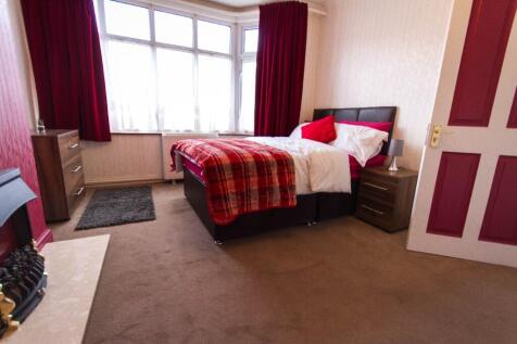 Plum Room
