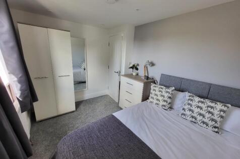 Room 6 &#64; £750pcm
